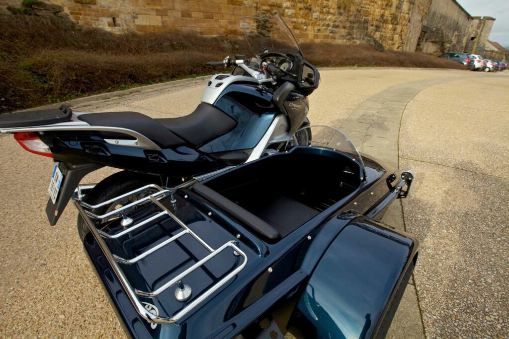 dedome-side-car-bos-bmw-r-1200-rt-7