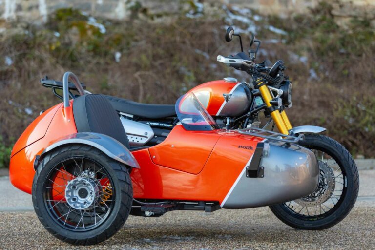 BOSTOK – TRIUMPH SCRAMBLER 1200 XE