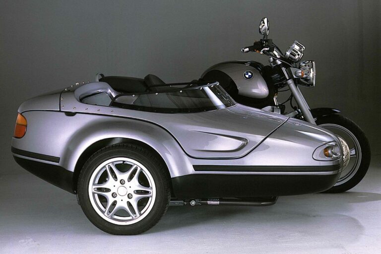 type 70 – BMW R1100 R