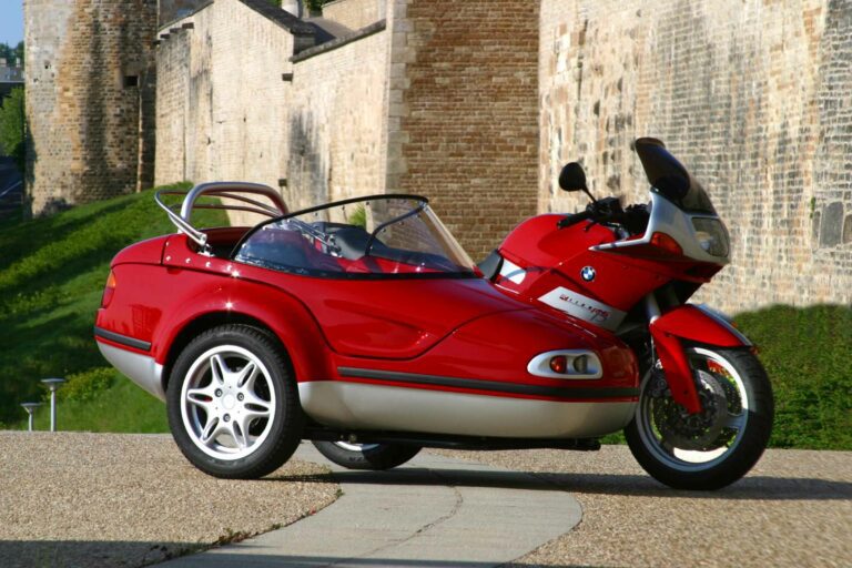 type 70 – BMW R1100 RS