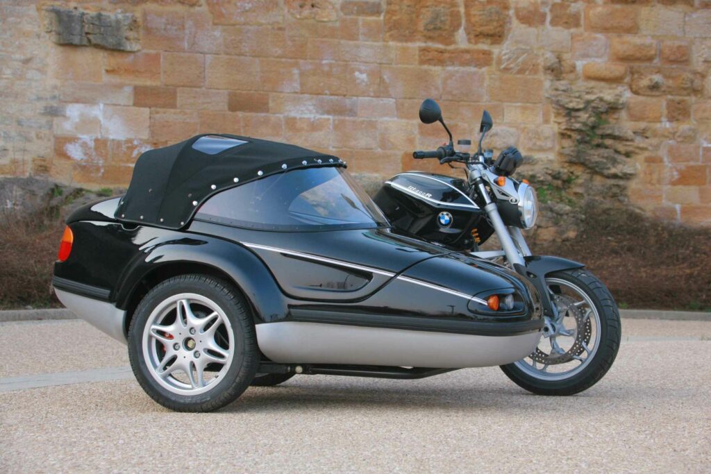 type 70 - BMW R 1200 R - Dedome sidecar