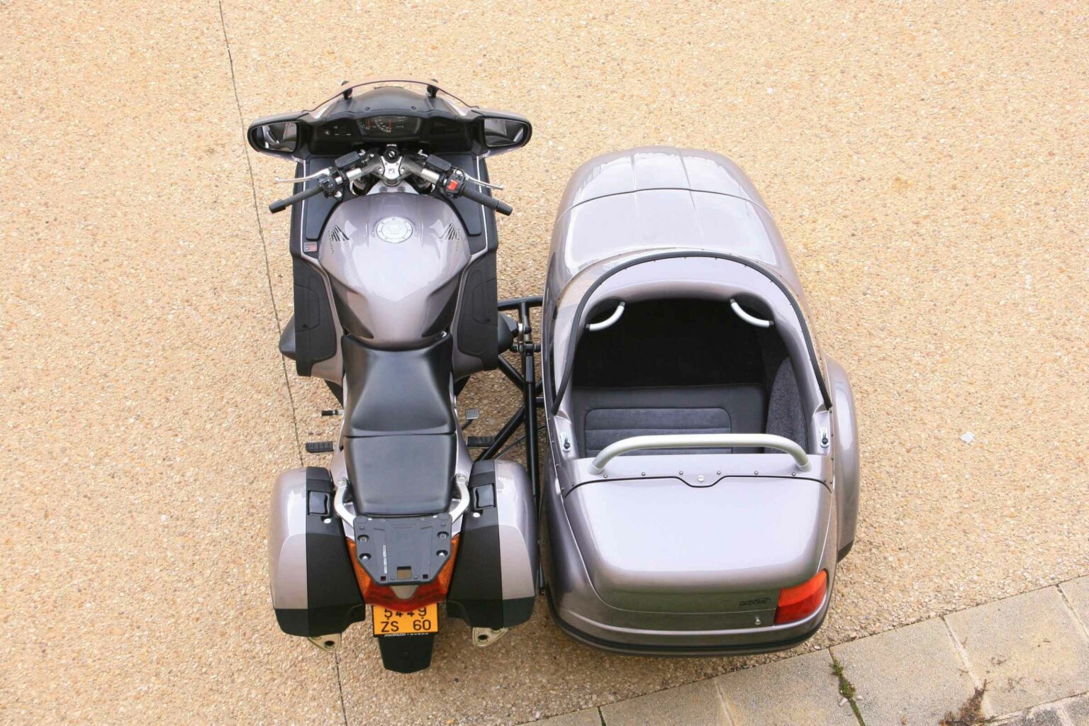 dedome-side-car-type70-honda-st-1300-6