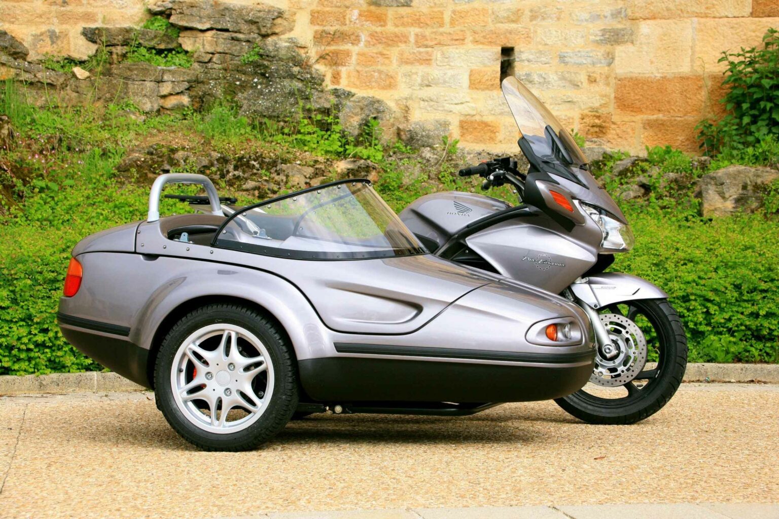 dedome-side-car-type70-honda-st-1300-7