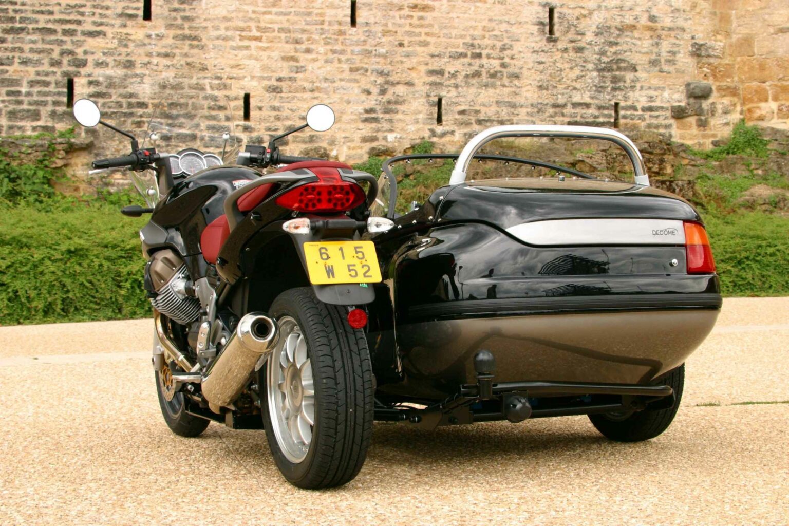 dedome-side-car-type70-moto-guzzi-1100-breva-3