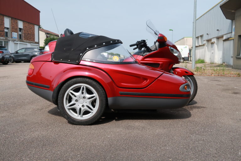 Honda GL 1800 / Dedôme (70)